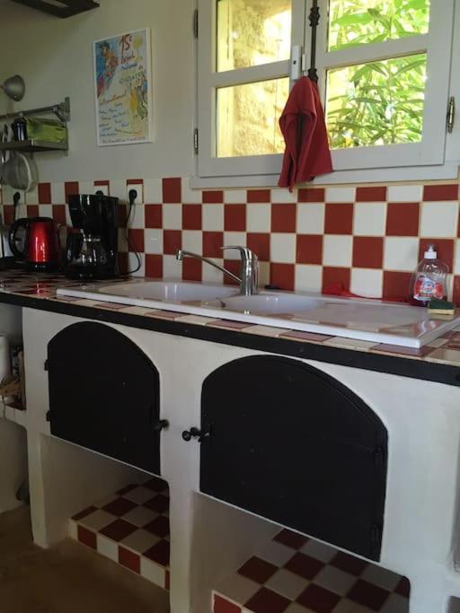Gite Des Amis Domaine De Mas Caron Caromb Esterno foto